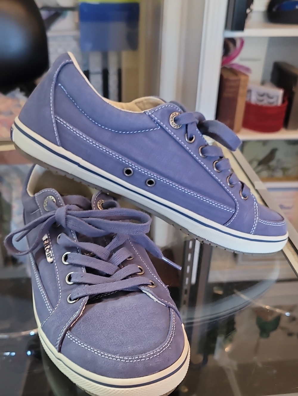 Taos Footwear Distressed Blue Canvas Casual Sneakers